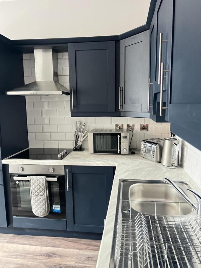 Central Belfast Modern Apartment Great Location Free Parking Bagian luar foto