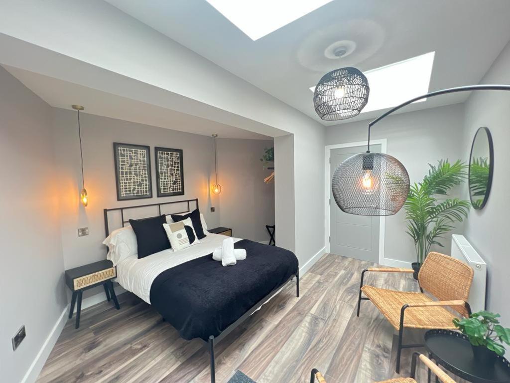 Central Belfast Modern Apartment Great Location Free Parking Bagian luar foto