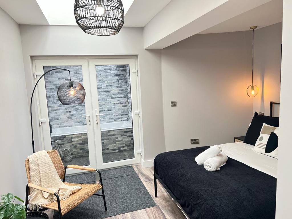 Central Belfast Modern Apartment Great Location Free Parking Bagian luar foto